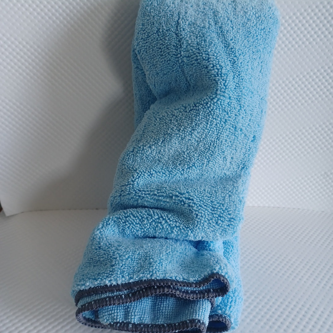 MICROFIBER DRYING TOWEL